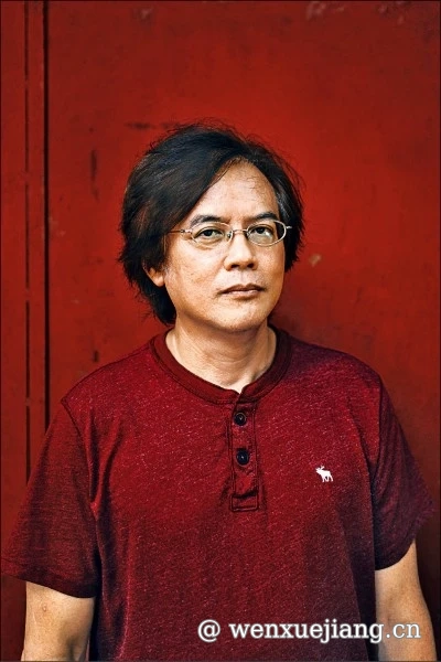 <p>马来作家张贵兴</p>